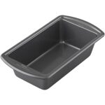 Wilton Advance Select Premium Non-Stick Loaf Pan, 9.25 x 5.25 Inches, Steel, Silver